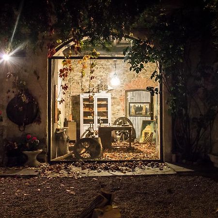Corte Dei Brut Gavirate Exterior photo